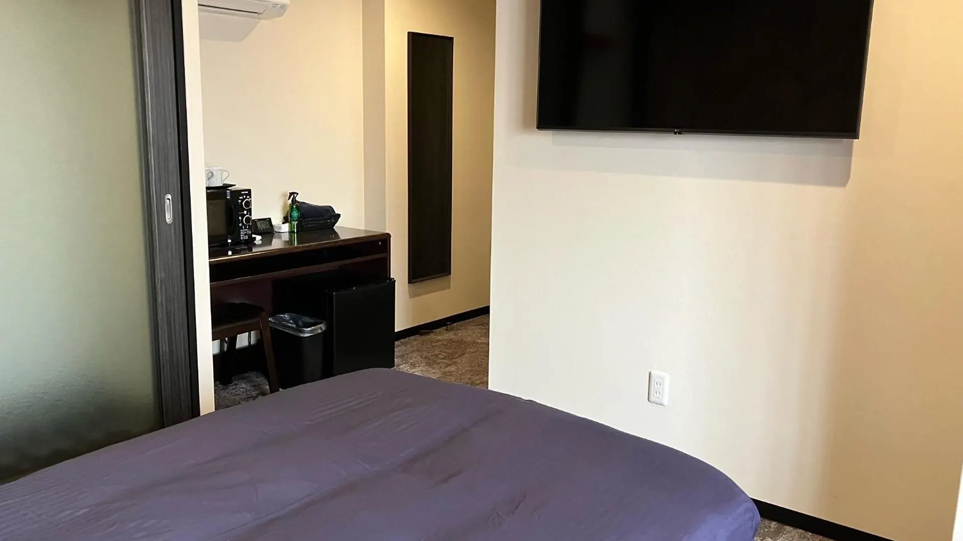 Hotel Livemax Budget Umeda Осака